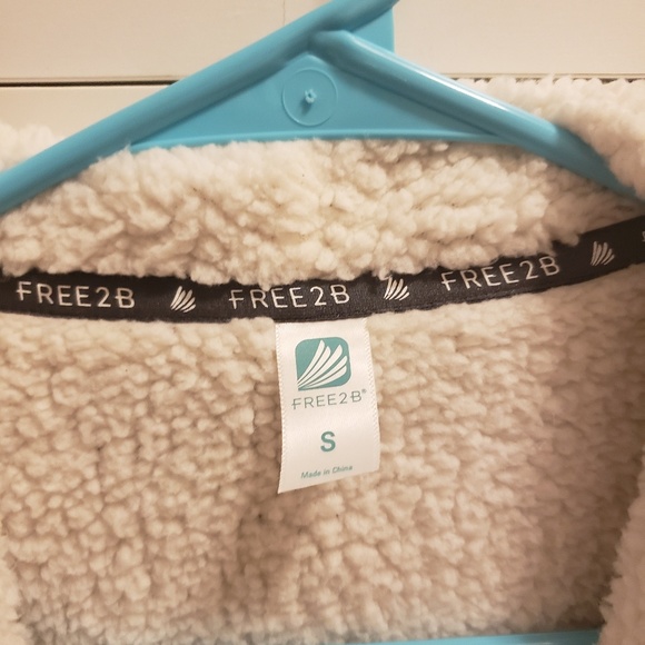 Fluffy sweater/tunic/cardigan - Picture 2 of 5